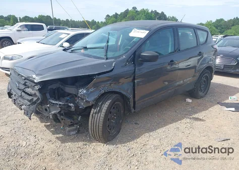 2018 Ford Escape S z USA, uszkodzony, nr VIN 1FMCU0F70JUB50735